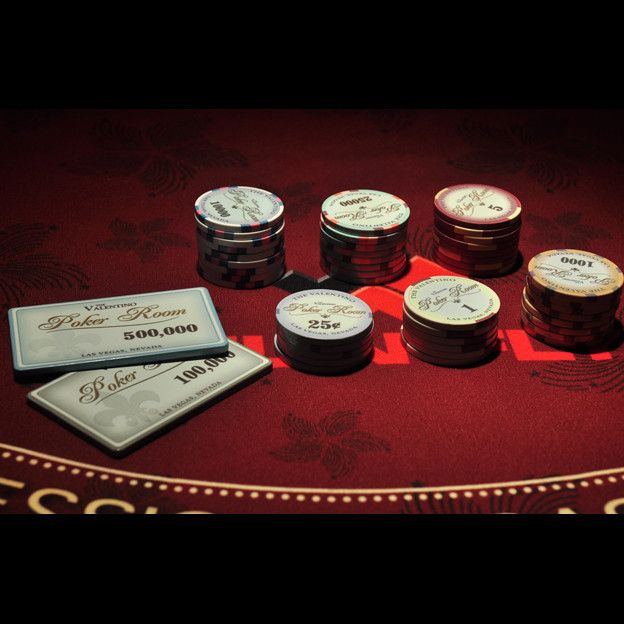 Phỉnh poker Valentino